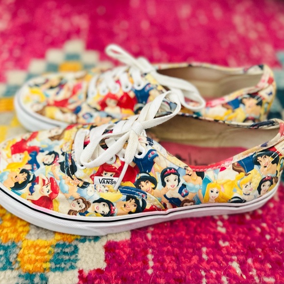 Disney princess van authentic sneakers 7.5m/9w - Picture 3 of 5
